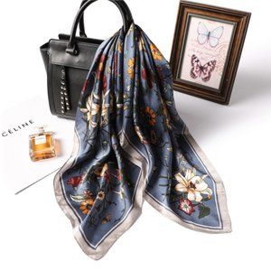 Blue flower print square fashion scarf